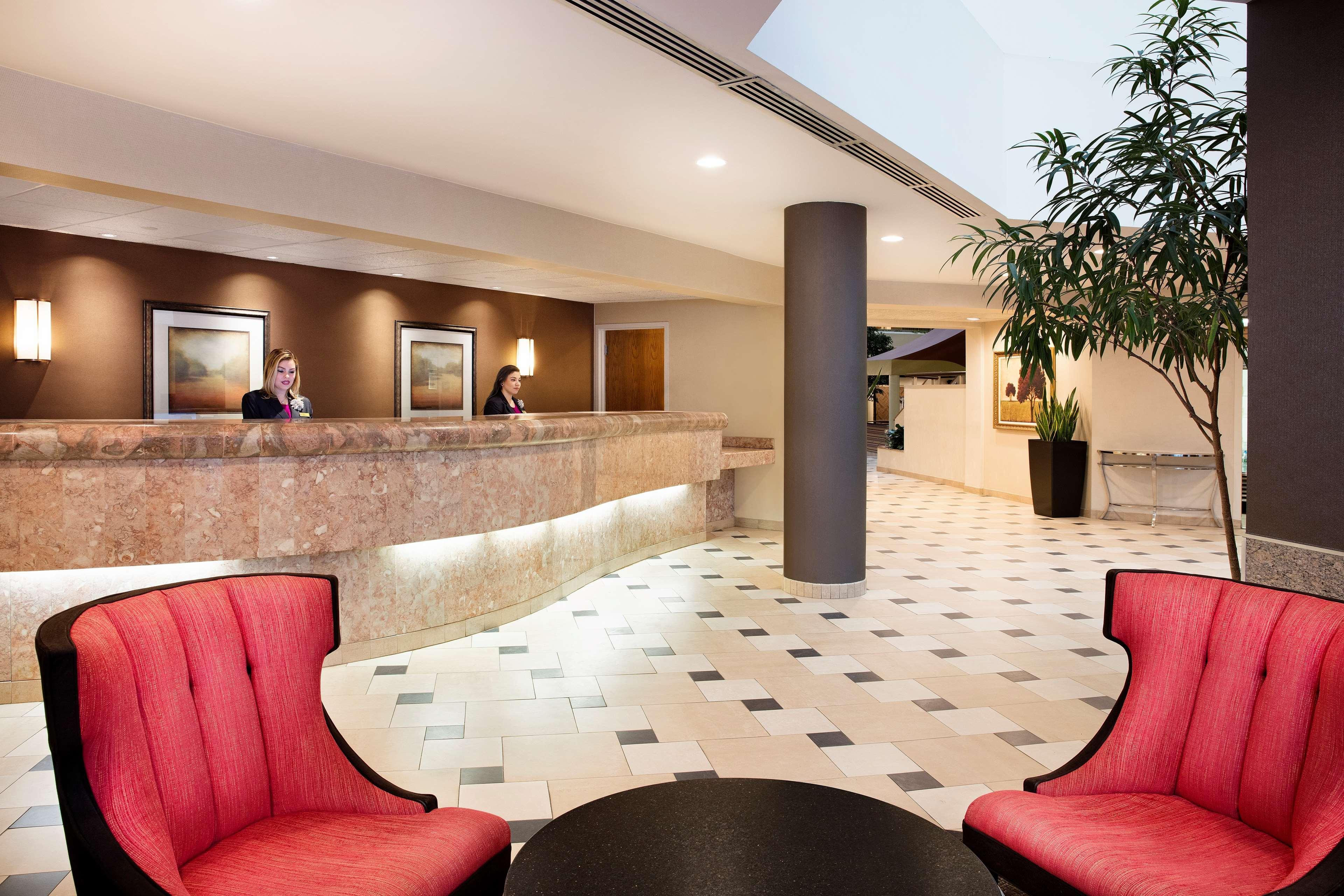 فندق سيكوكسفي  فندق إمباسي سويتس سيكوكوس ميدولاندز المظهر الخارجي الصورة